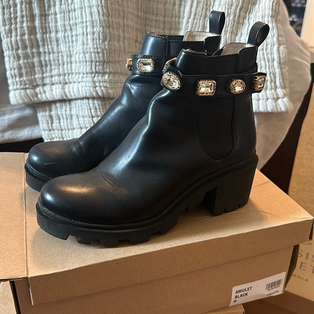 Steve Madden Amulet Boot